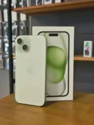 IPHONE 15 128GB VERDE BATE. 100%