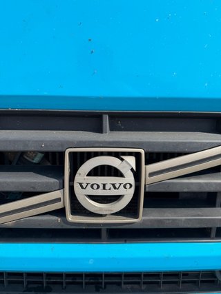 Camión rígido Volvo Fl 240 2011