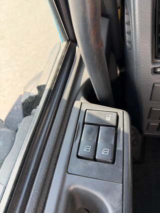 Camión rígido Volvo Fl 240 2011