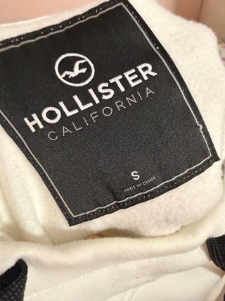 Sudadera Hollister Blanca con Capucha