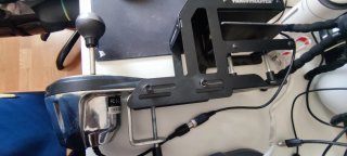 Thrustmaster TM Racing Clamp.