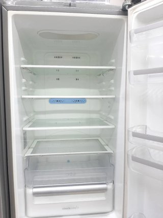 Frigorífico LG plateado