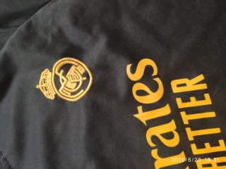 Camiseta Real Madrid Adidas Negra Dorada Talla M