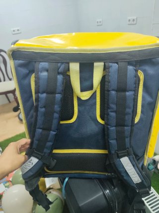 Mochila Glovo Amarilla y Gris