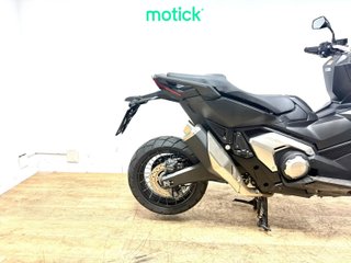 HONDA X-ADV 750
