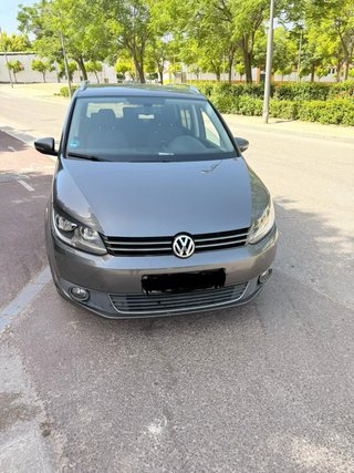 Volkswagen Touran 2011
