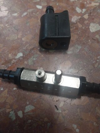 Conexión Rápida Gasolina Doble Lancha