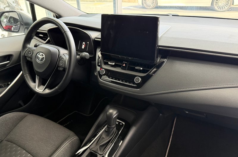 Toyota Auris 2023, foto 13