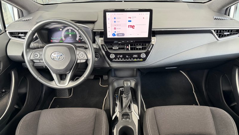 Toyota Auris 2023, foto 14