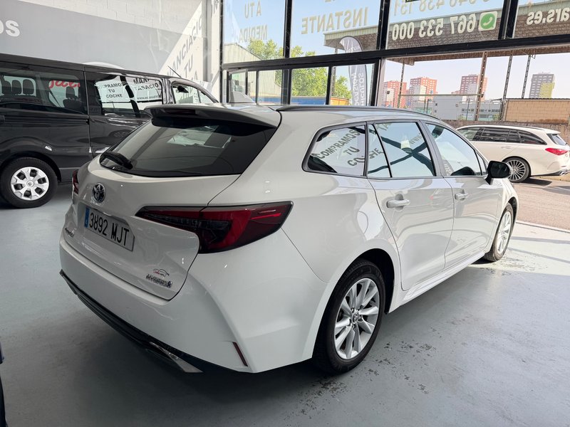 Toyota Auris 2023, foto 21
