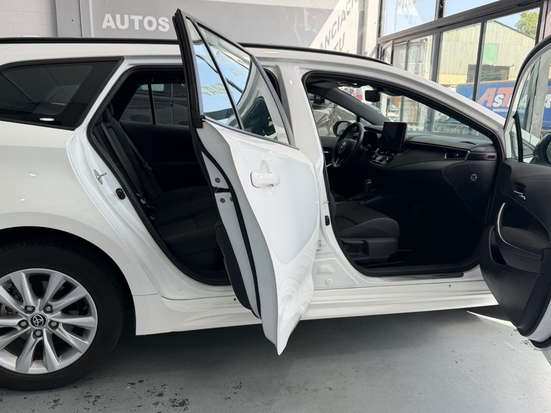 Toyota Auris 2023, foto 22