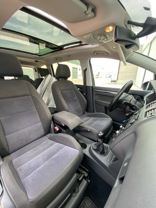 VOLKSWAGEN TOURAN 2.0 140CV 7PLZ TECHO PANO EXTRAS