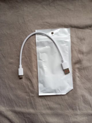 Cable USB Blanco