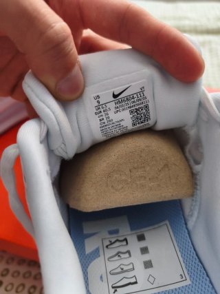 Nike Vomero 18 Nuevas Azul/Blanco