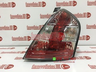 Piloto trasero derecho Fiat Stilo 3 puertas