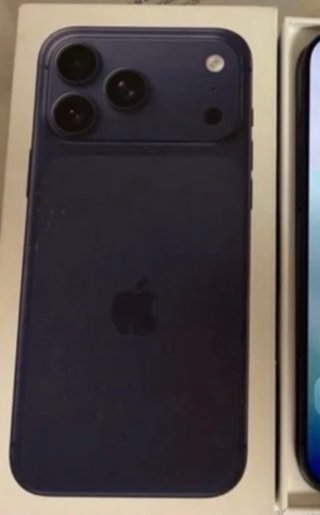 iPhone Azul Oscuro 17 pro max 256 GB