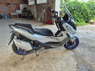 Zontes 368e Maxi Scooter 2.900 km