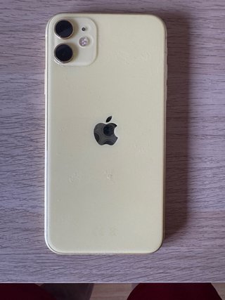 iPhone 11 Amarillo 64GB