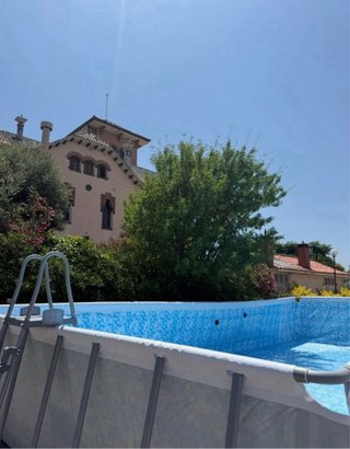 Piscina Bestway 9.56x4.88x1.32 (1.890€ nueva)-50%