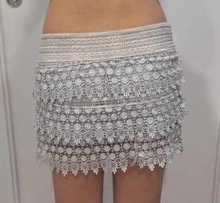 Minifalda de encaje gris