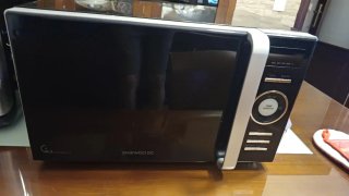 Microondas Daewoo con placa de inducción