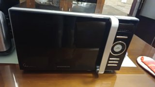 Microondas Daewoo con placa de inducción