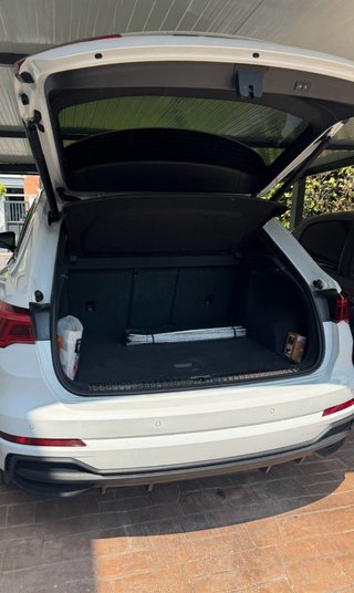 AUDI Q3 BLACK LINE S-TRONIC 35 TFSI 150