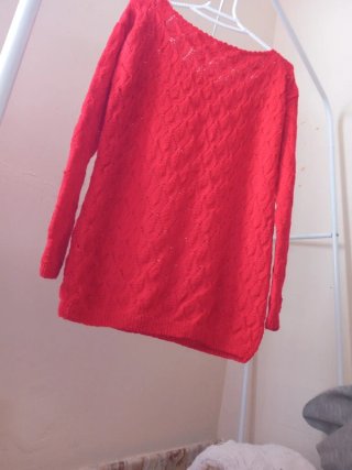 Jersey Bershka rojo manga larga