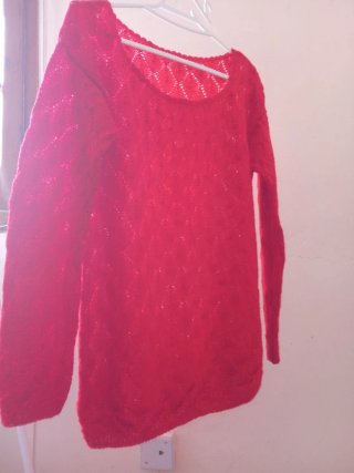 Jersey Bershka rojo manga larga