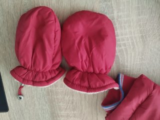Buzo de nieve rojo con manoplas y patucos mayoral
