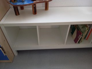 Estantería Kallax Ikea con patas