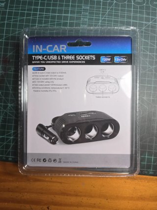 Cargador Coche USB-C 3 Tomas