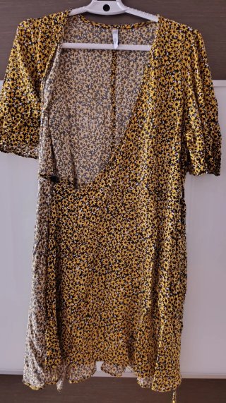 Vestido corto estampado Mango