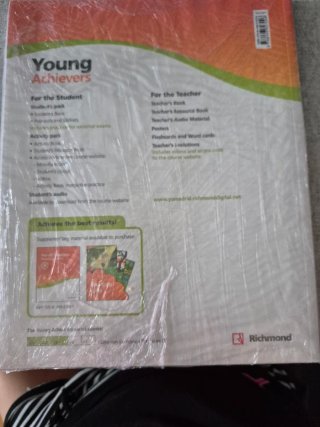Libro Young Achievers 2 - Student's Resource Book