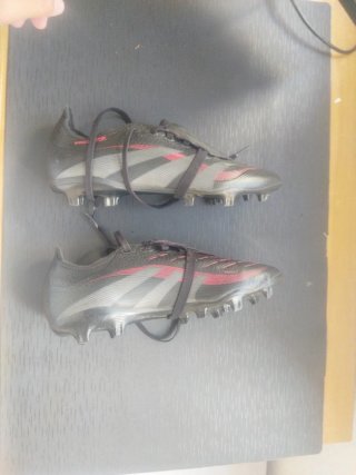Adidas Predator Bellingham Talla 42