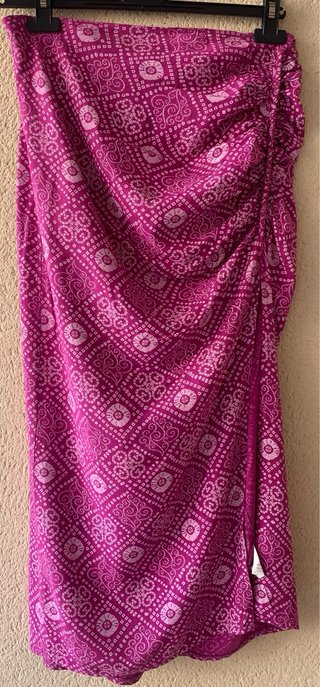 Lote  2 faldas largas y 1 vestido de tirantes