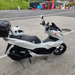 Honda PCX 125 2021 Blanca