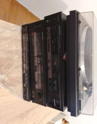 Equipo de música Pioneer con tocadiscos