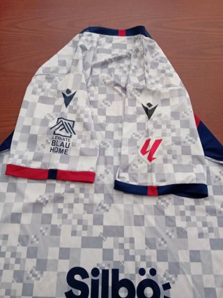 Camiseta Macron Levante UD Talla XL