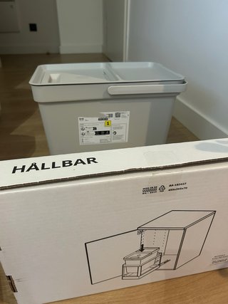 Cubo de basura HÄLLBAR Ikea gris