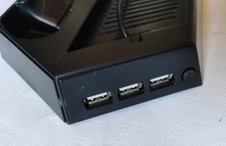 Supporto Verticale per PS4 PRO