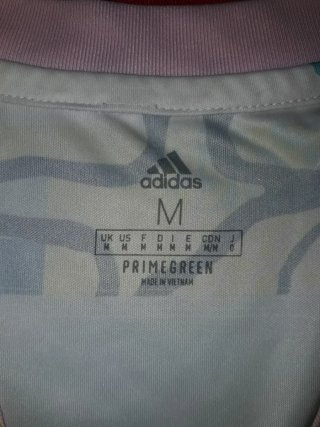 Camiseta Adidas Pride Love Unites Talla M