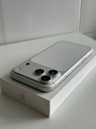 iPhone 17 Pro Max 256 GB 100%