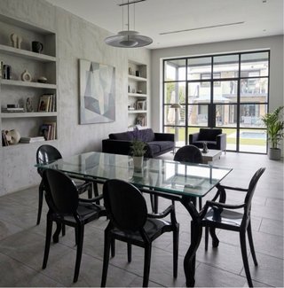 Mesa comedor cristal templado y patas forja