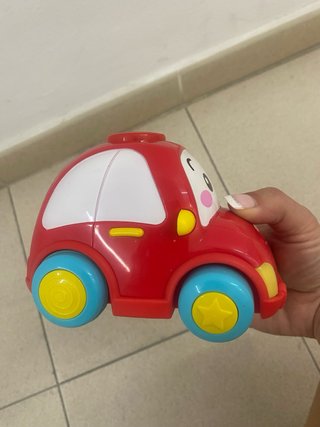 Coche teledirigido para bebé