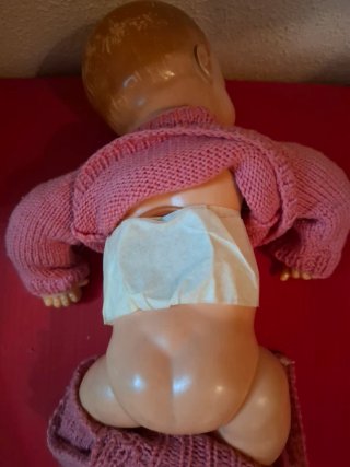 Muñeco antiguo de celuloide.