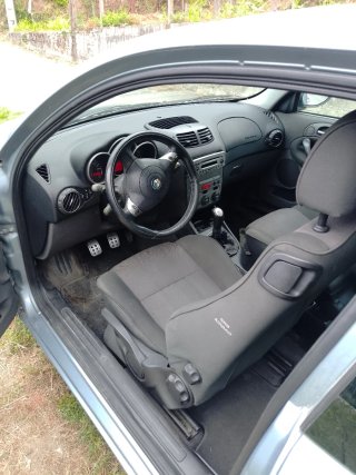 Alfa Romeo 147 2004