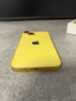 iPhone 14 Dorado
