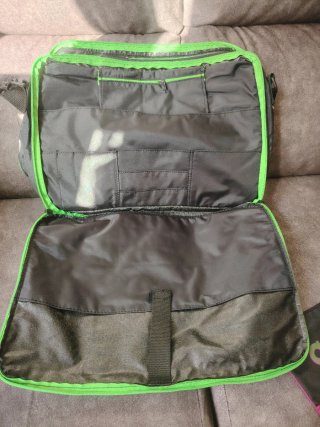 Bandolera y estuche Adidas años 80