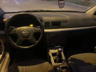 Opel Vectra 2004